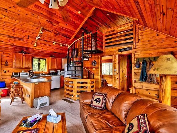 4th image of 216 Longbow Dr