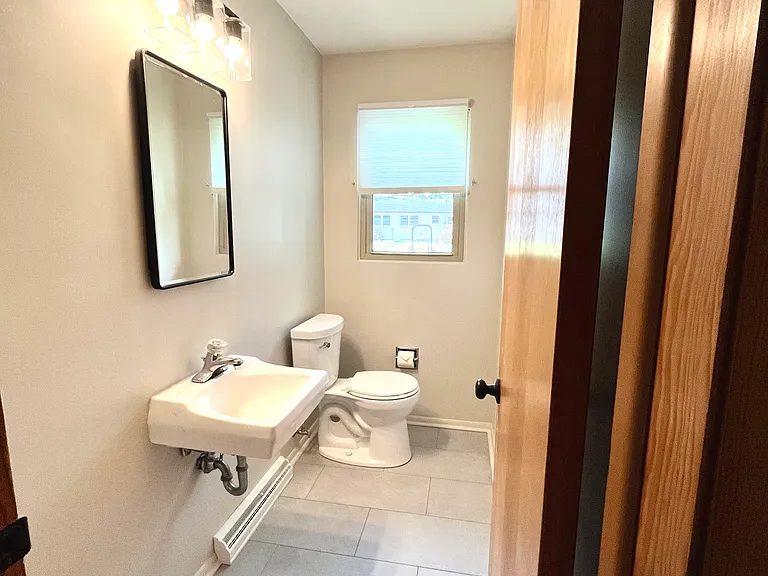 N Donna Dr — Photo 19