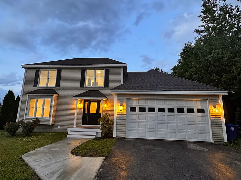 12 Walden Ct — Photo 1