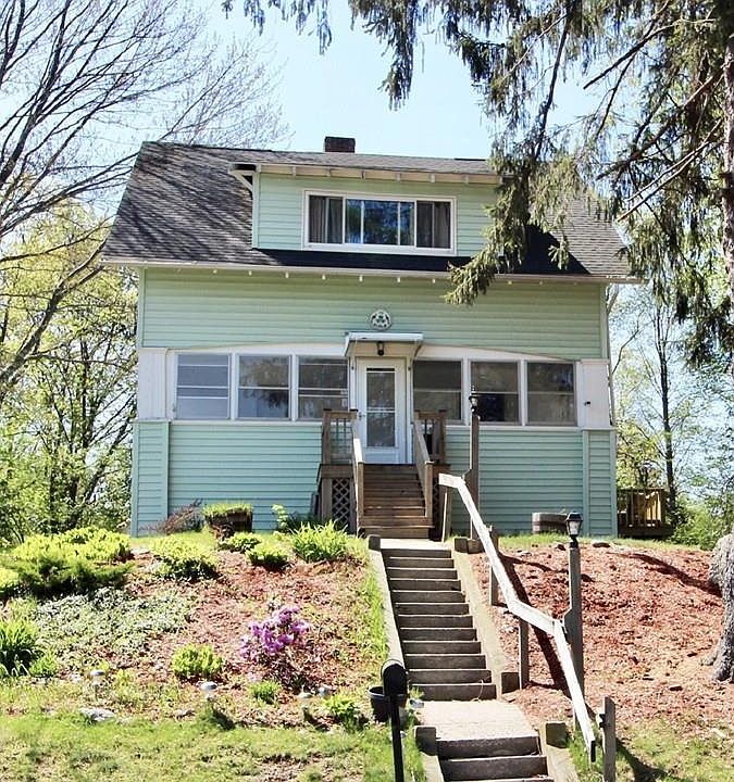 15 Rochdale St, Auburn, MA 01501 Zillow