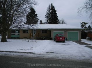776 Grace St, Newmarket, ON L3Y2L3