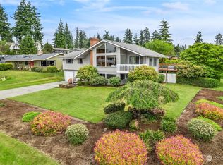 803 9th St, Mukilteo, WA 98275