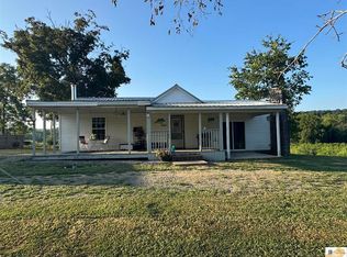 1380 Hubbard Cemetery Rd, Edmonton, KY 42129