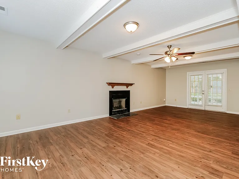 4600 Pine Cove Rd — Photo 2