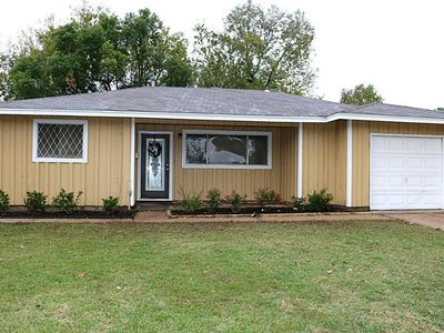 2704 Thomas Ave, Pasadena, TX, 77506