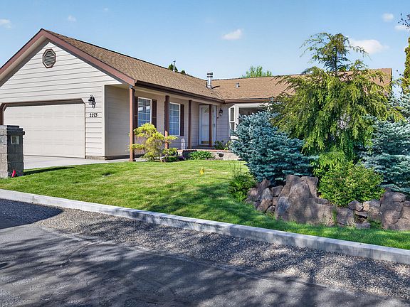2nd image of 2273 NE Wintergreen Dr