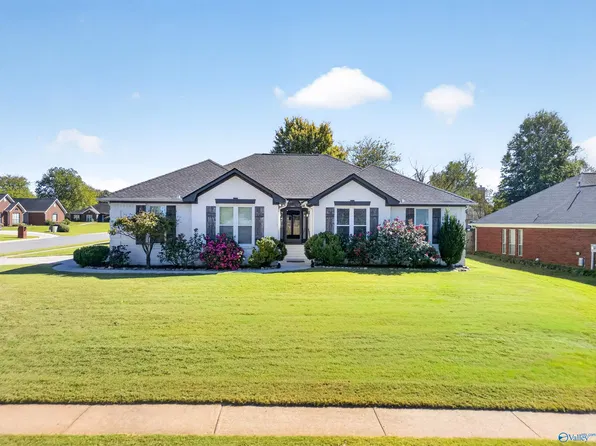 107 Tumbleweed Dr, Madison, AL 35758