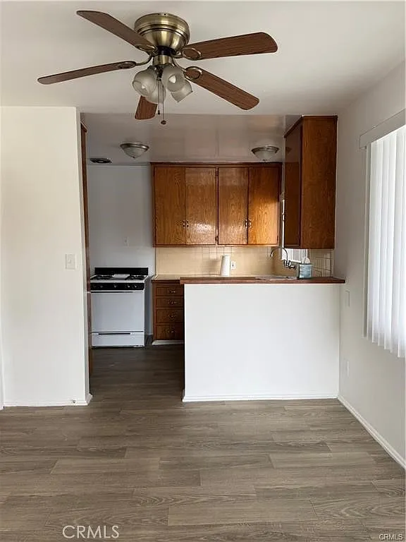 2 bed, 1000 sqft, $2,400 — Photo 4