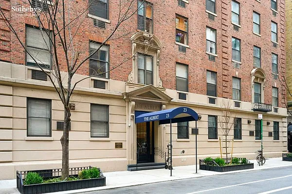 Rented by Sotheby's International Realty | media 14