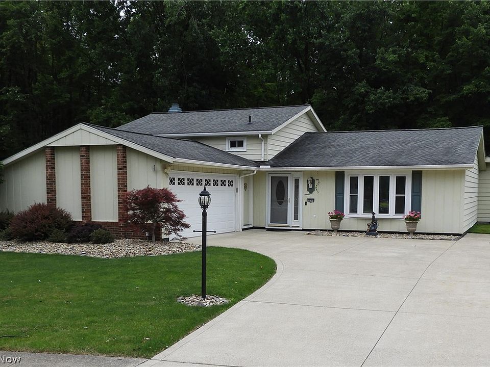 1st image of 15764 Walnut Creek Dr