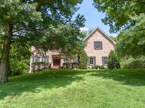 1330 Burton Valley Rd, Nashville, TN 37215