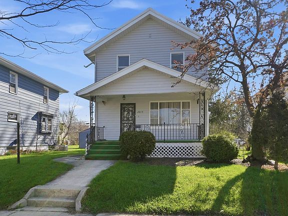 2nd image of 3015 Holton Ave
