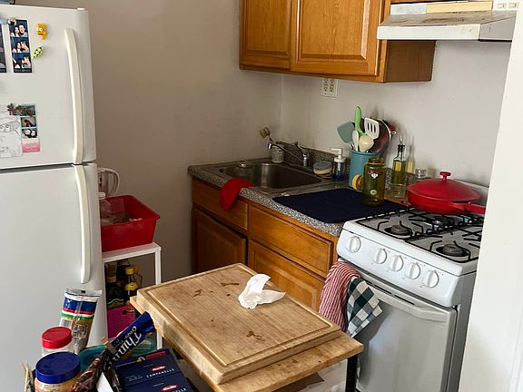 5th image of 28-05 23rd St #4E