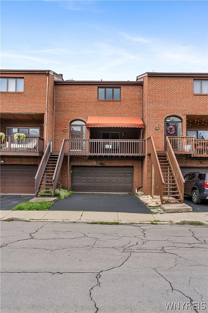 2 bed, 2.5 bath, 1534 sqft, $2,900 — Photo 1