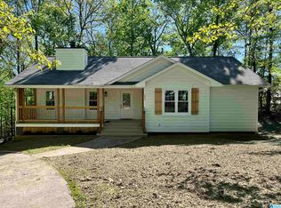 395 Huntingridge Dr, Cropwell, AL 35054