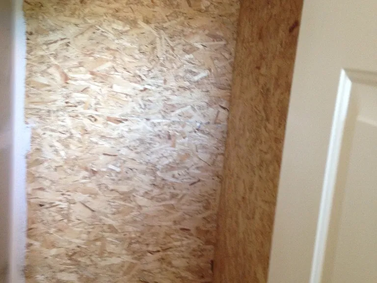 1740 White Ave — Photo 8