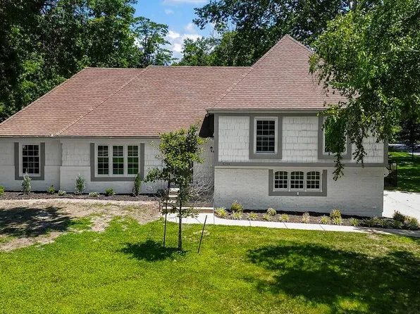 9209 Roe Ave, Prairie Village, KS 66207