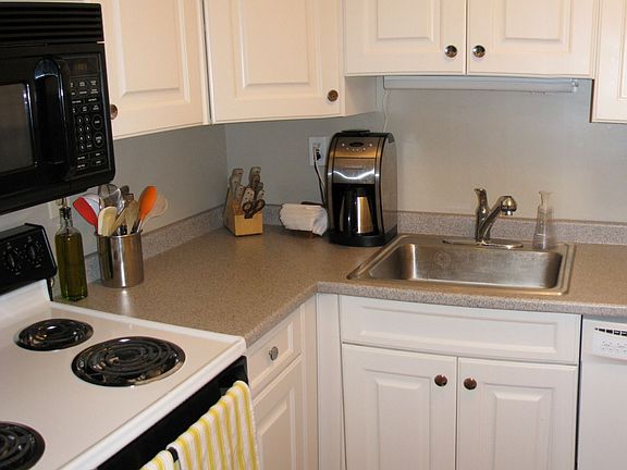 Stove & Microwave