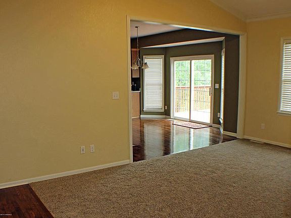 4th image of 3931 Buckingham Park