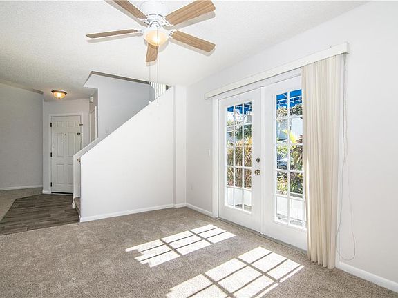 3rd image of 222 Carpenters Way APT 4-13
