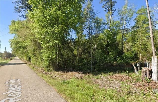 1st image of Robert Rd