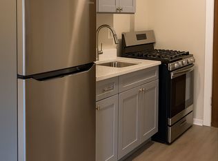 2333 W 67th St #1, Chicago, IL 60636