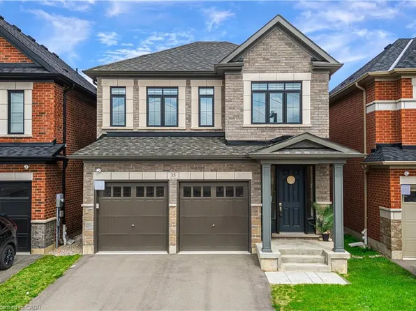35 Guernsey Dr, Kitchener, ON N2R 0T7