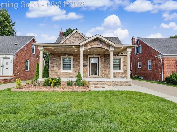 546 Nightingale St, Dearborn, MI 48128