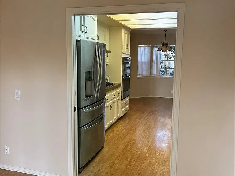 451 Medford Ct #102 — Photo 14