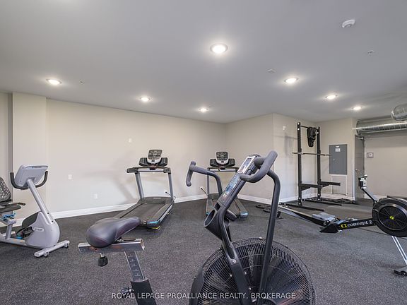 3rd image of 501 Frontenac St #402