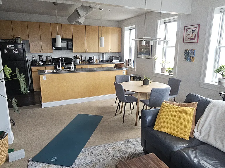 5801 Bryant St #2 — Photo 6