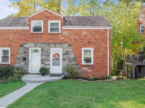 492 Serpentine Dr, Pittsburgh, PA 15243