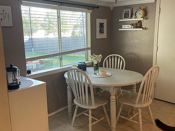 2nd image of 5401 School Hill Cir