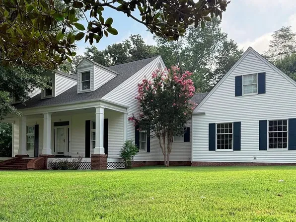 114 Arbor Crest Dr, Mayfield, KY 42066