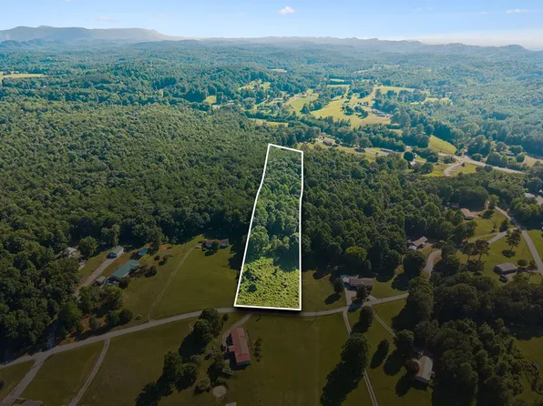 140 Scenic View Ln, Madisonville, TN 37354