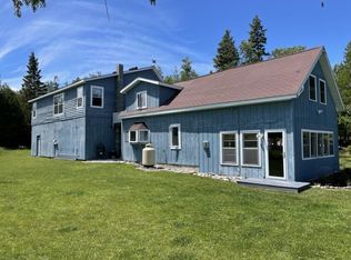 26396 E Gable Dr, Drummond Island, MI 49726