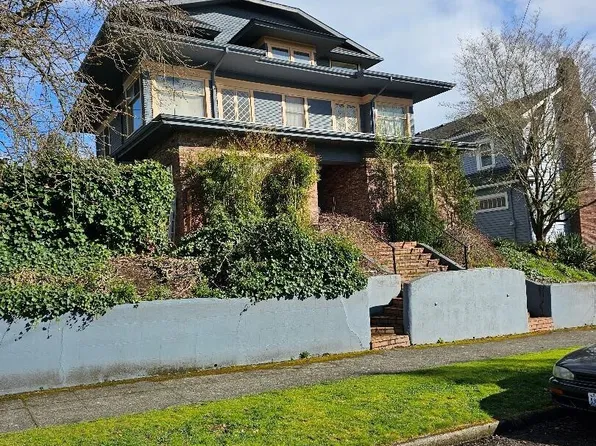 4106 Burke Avenue N, Seattle, WA 98103