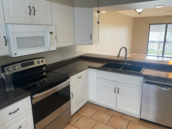 3314 Northside Dr APT 15, Key West, FL 33040