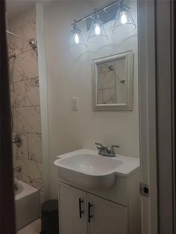 6057 Vermillion Blvd #B — Photo 12