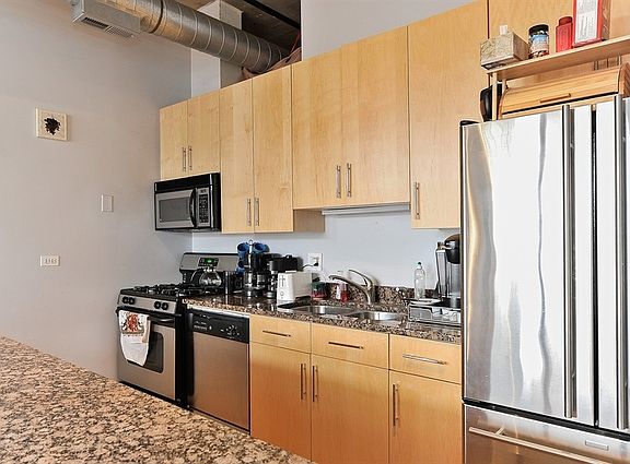3rd image of 1516 S Wabash Ave APT 506
