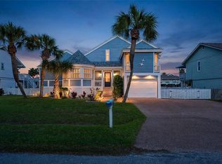 3 Pelican Dr, Rockport, TX 78382