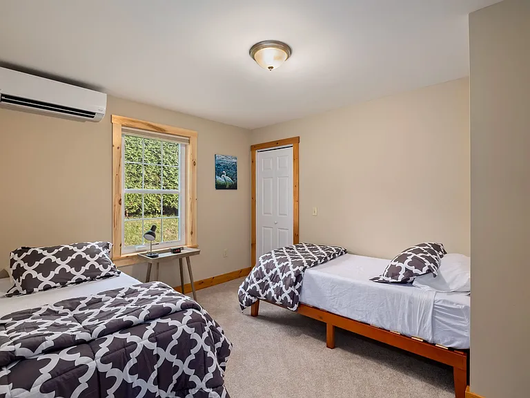 7 Village View Dr — Photo 18