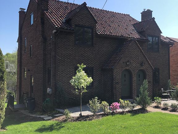 2nd image of 275 Pennsylvania Blvd