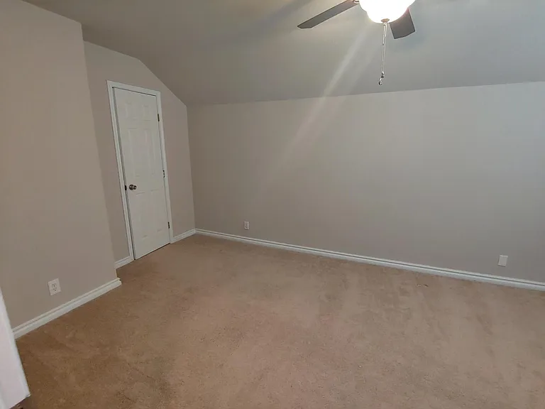 1701 Brokenshoe Dr — Photo 19