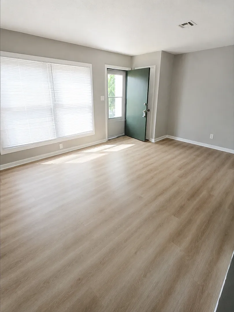 Welcome to Your Next Home with Harvest Management — Photo 3
