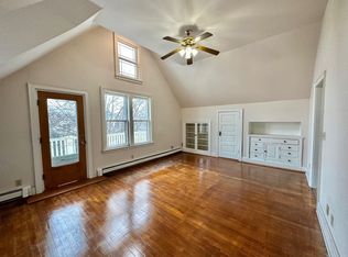 2933 N Weil St #6, Milwaukee, WI 53212