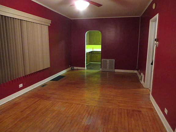 2nd image of 8133 Christie Ave