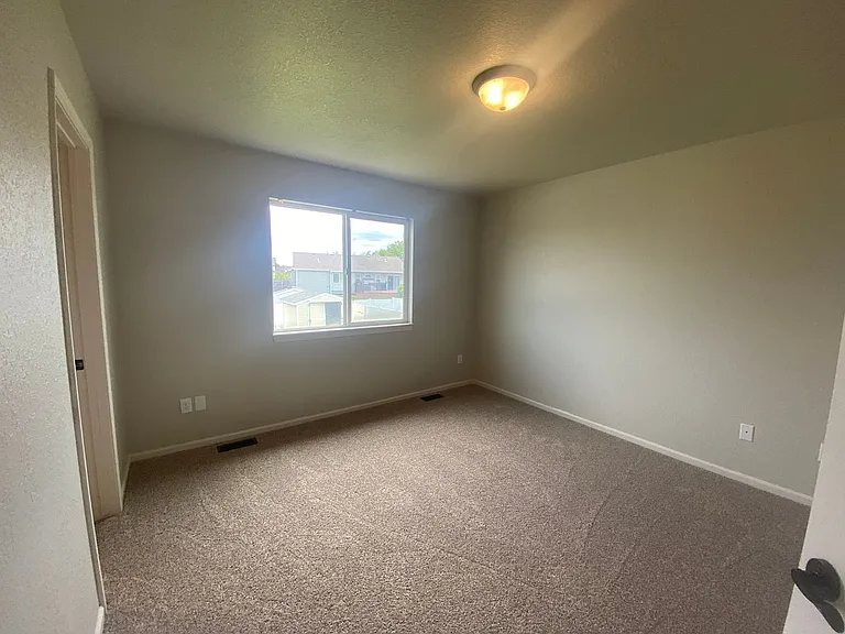 6587 Cambridge Pl — Photo 12