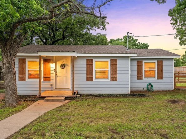 394 E Rocket Rd, Lorena, TX 76655