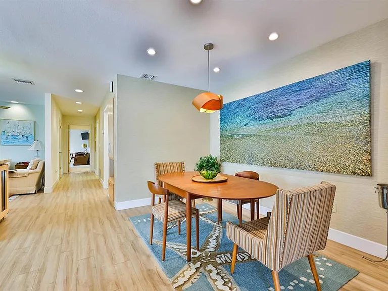 1524 Ynez Pl — Photo 6